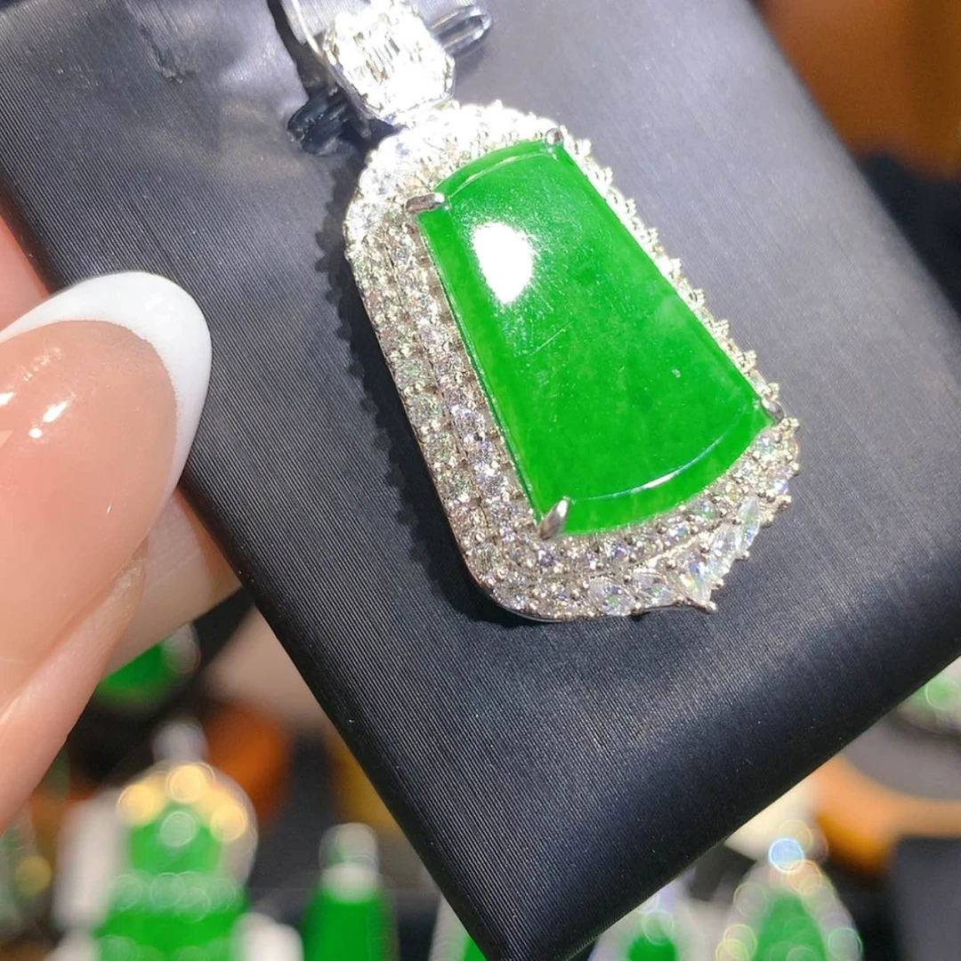 【闪购商品】翡翠未镶嵌颈饰4柒姐