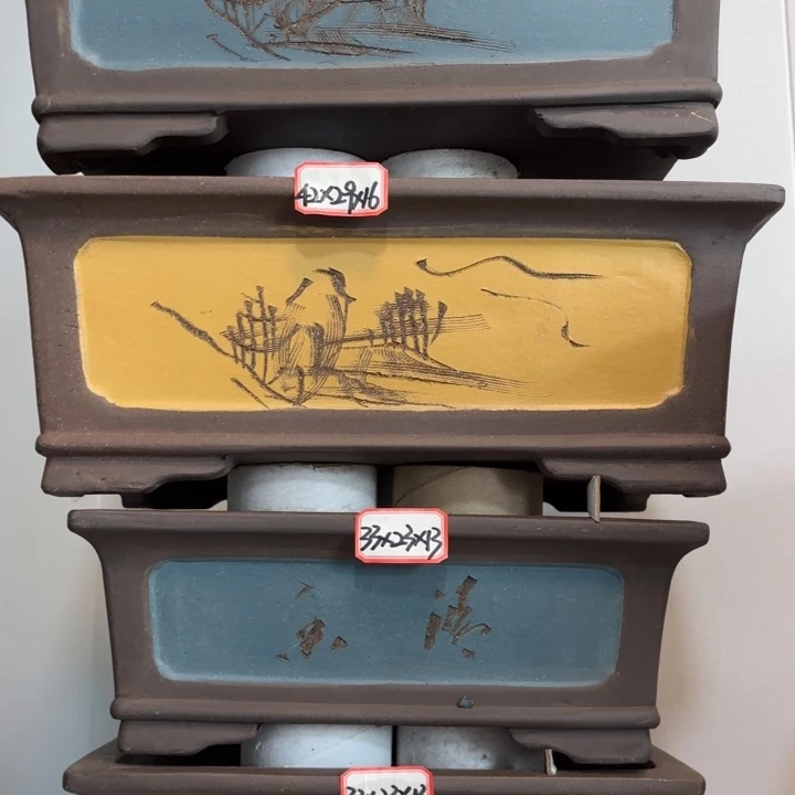 紫砂花盆138-4。