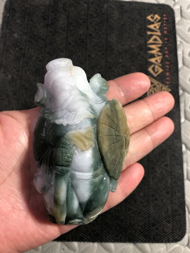 天然缅甸翡翠挂件