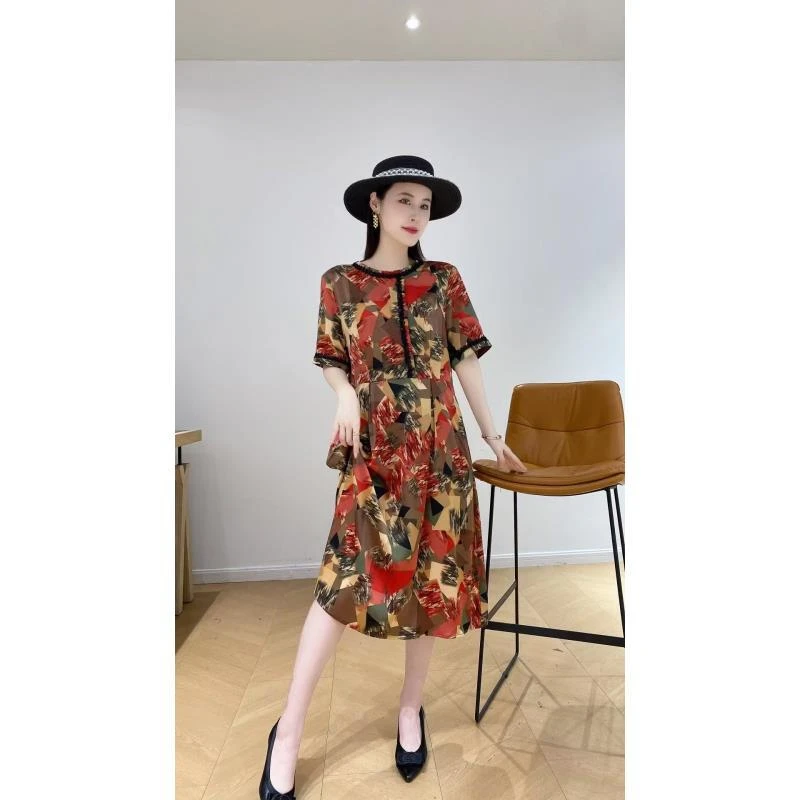 新款上新2025年高级感连衣裙女年轻款小个子妈妈夏装洋气A112