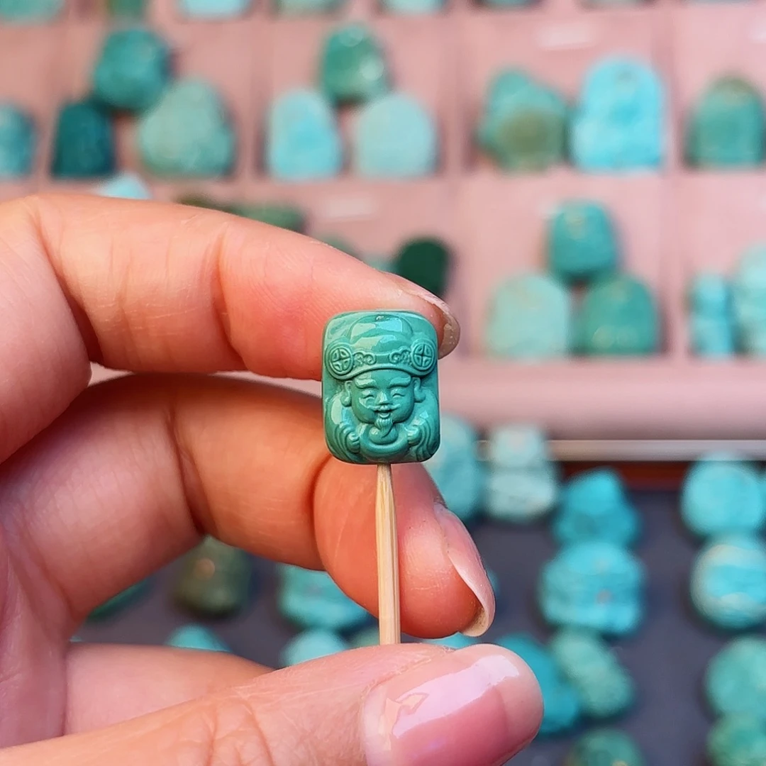 绿松石配饰未镶嵌