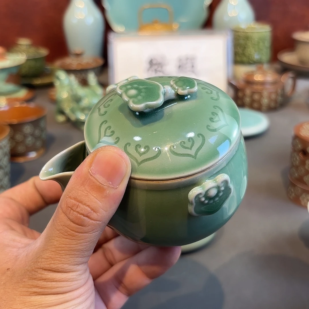 瓷片龙泉青瓷龙泉青瓷