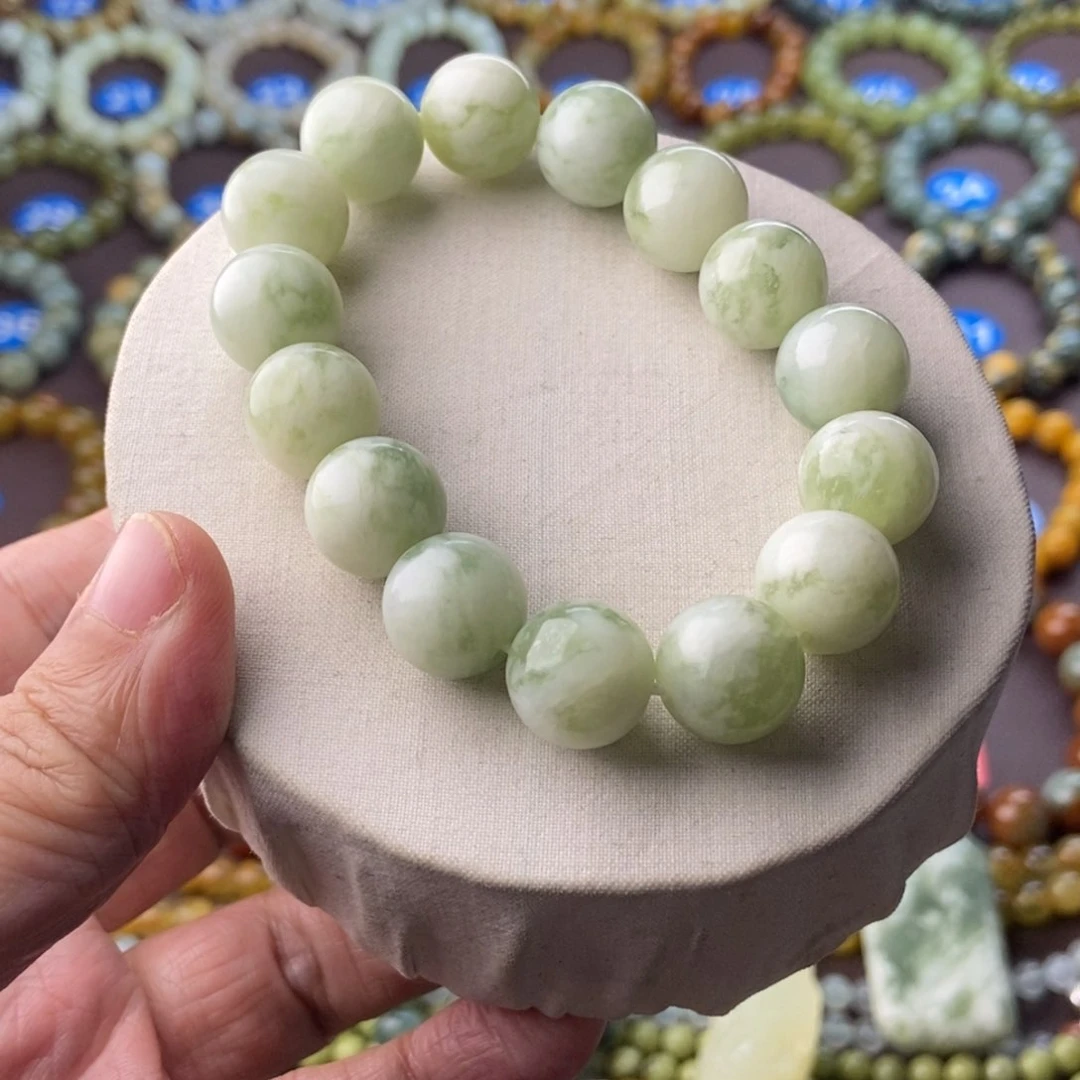 蛇纹石玉手串未镶嵌