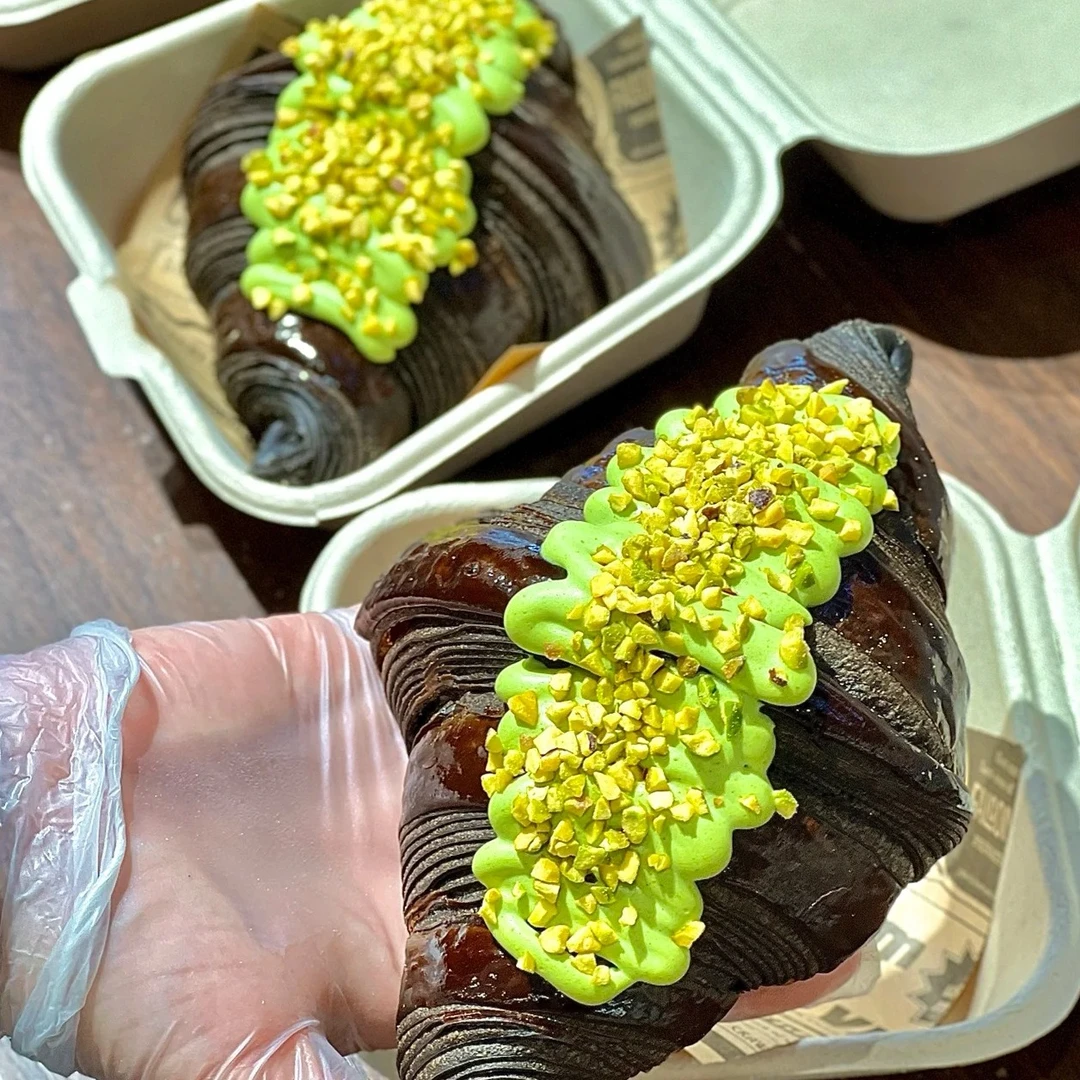 黑金可颂《开心果酱》