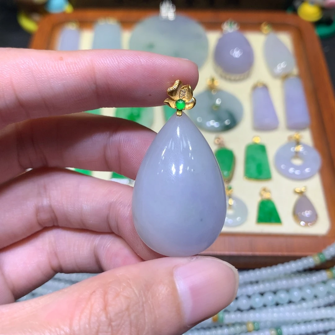 吊坠(不含链)18K金镶嵌翡翠