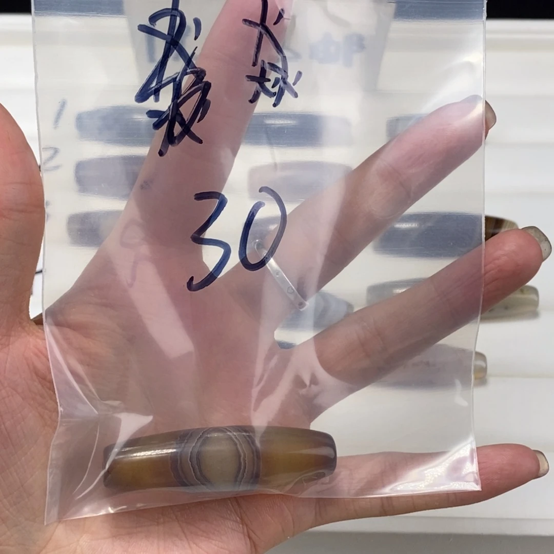 焱***.玛瑙/玉髓合金颈饰