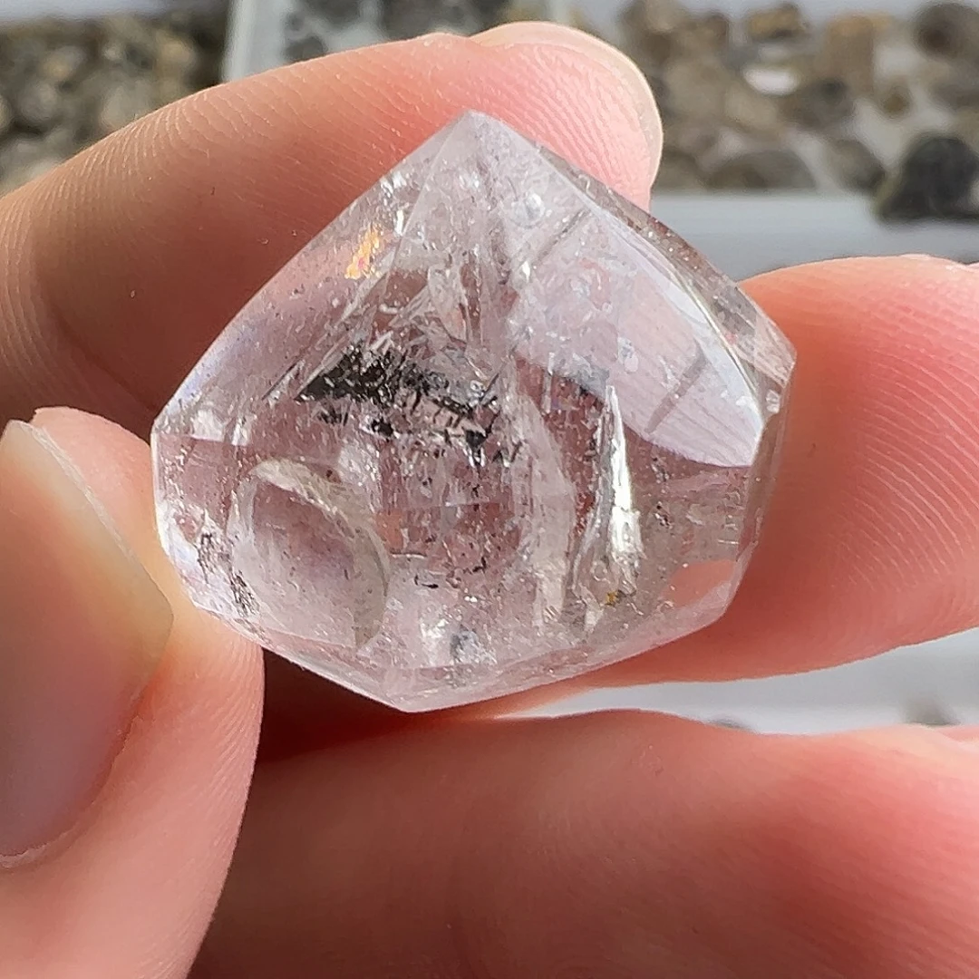 32闪灵水晶一步到位