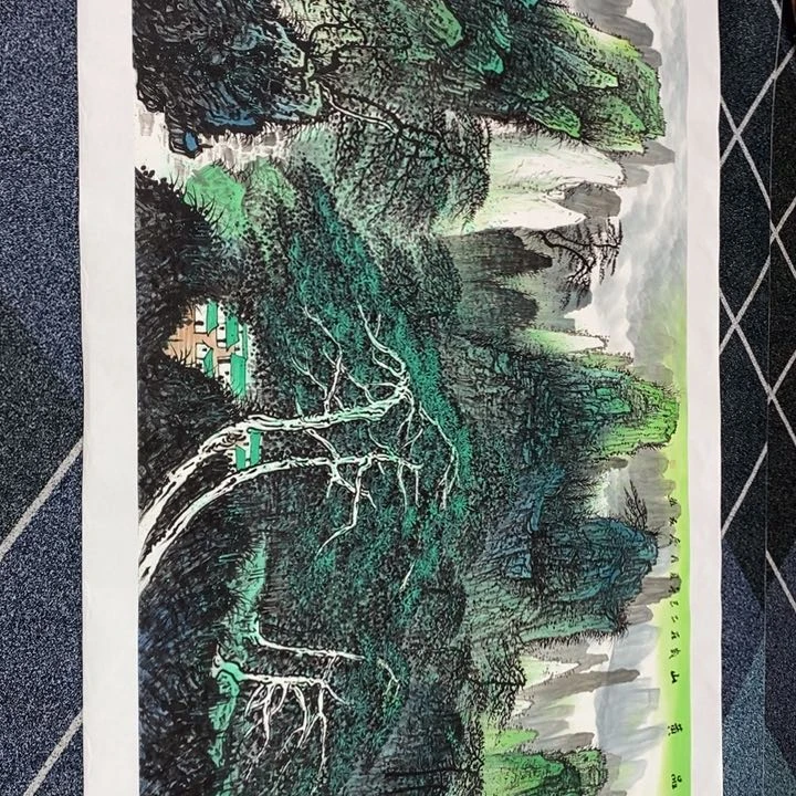 手绘作品等多种形式进行