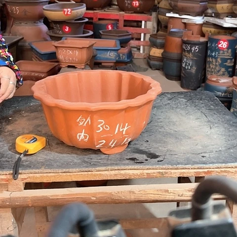 紫砂花盆莲花盆一个