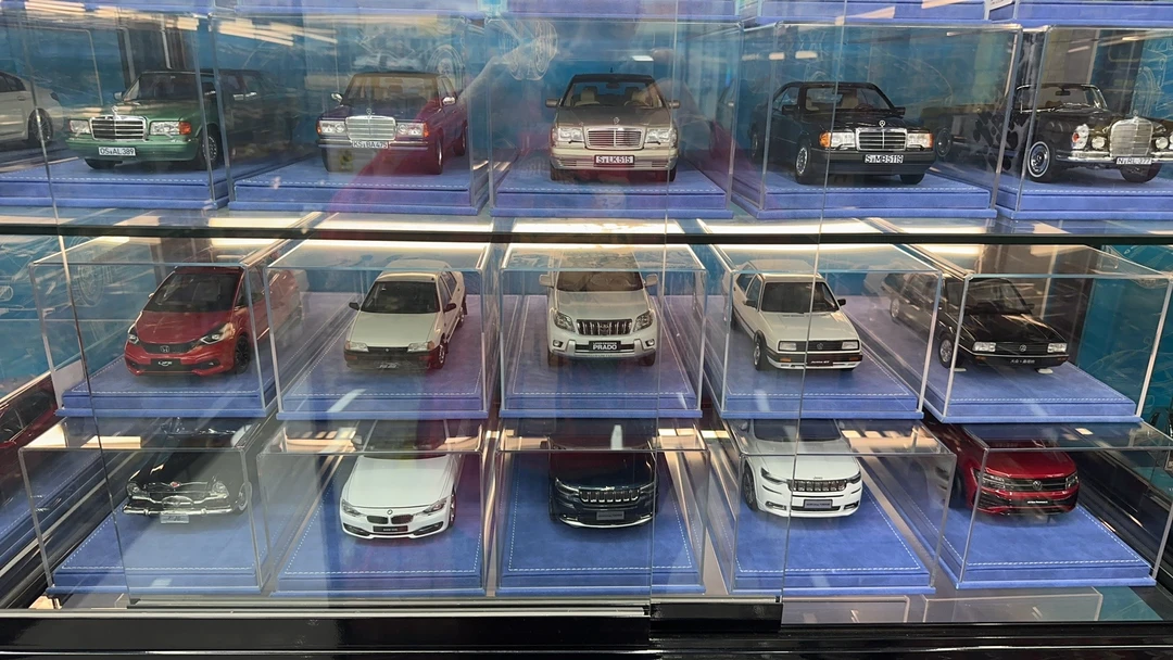 皓昆玩具 合金车模32.8----219.8