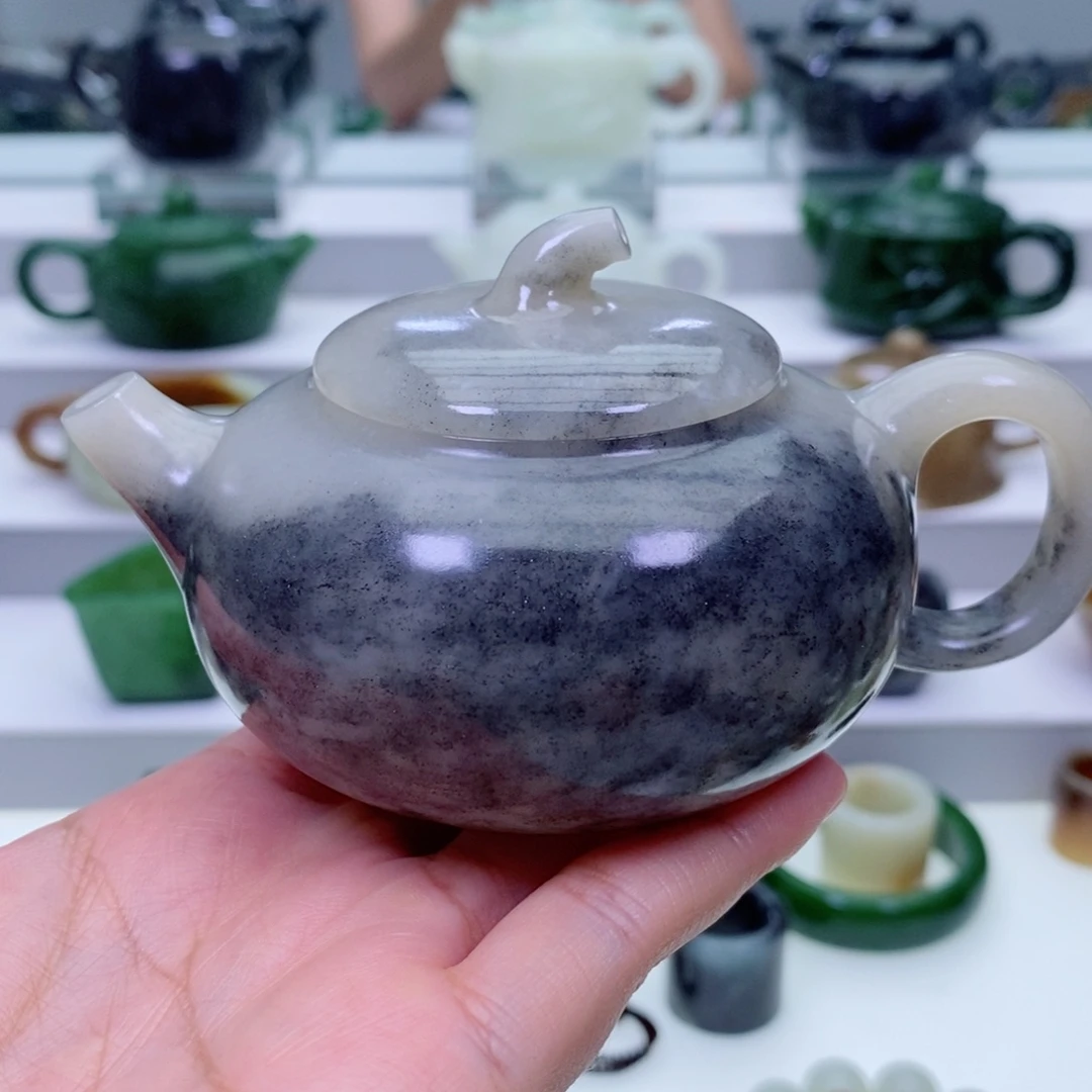 隔***王未镶嵌和田玉摆件茶壶