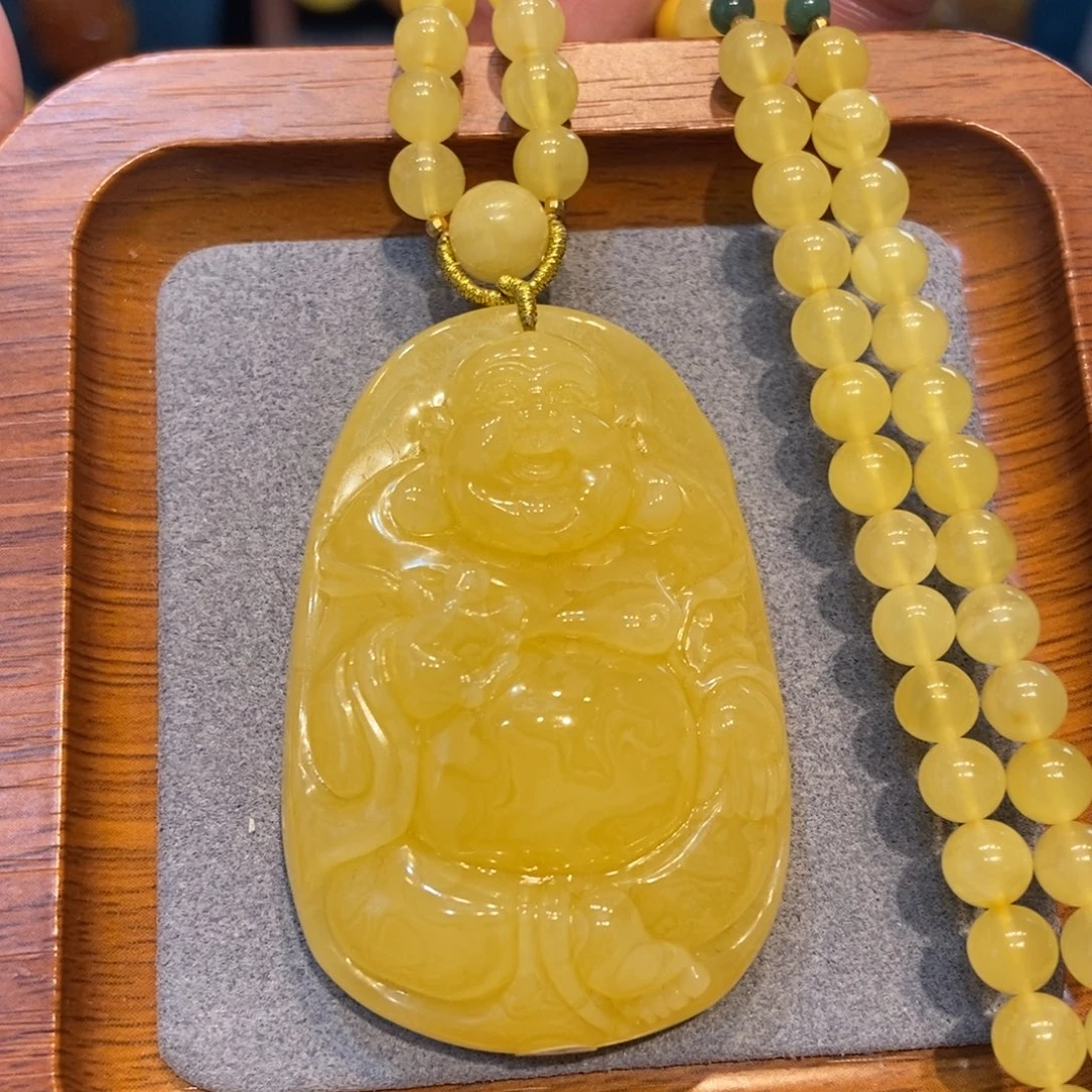 琥珀未镶嵌颈饰蜜蜡