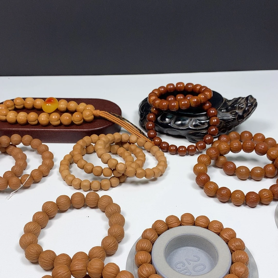 妞***爸手串猴头核桃17聚宝盆手串12土豪手持