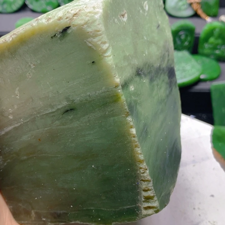 和田玉未镶嵌珠宝半成品