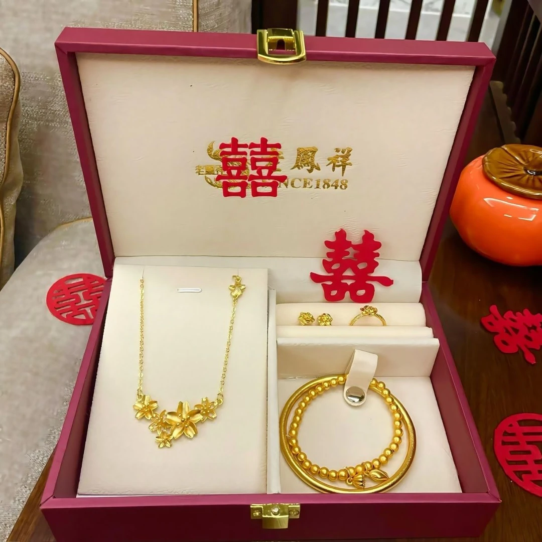 结婚订婚仿真道具仿三金五金套装古法手镯项链耳饰戒指套装摆台