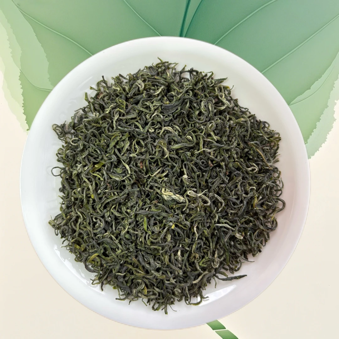 雪山茗芯【民心助农】2025高山春季嫩叶浓香雪峰绿茶