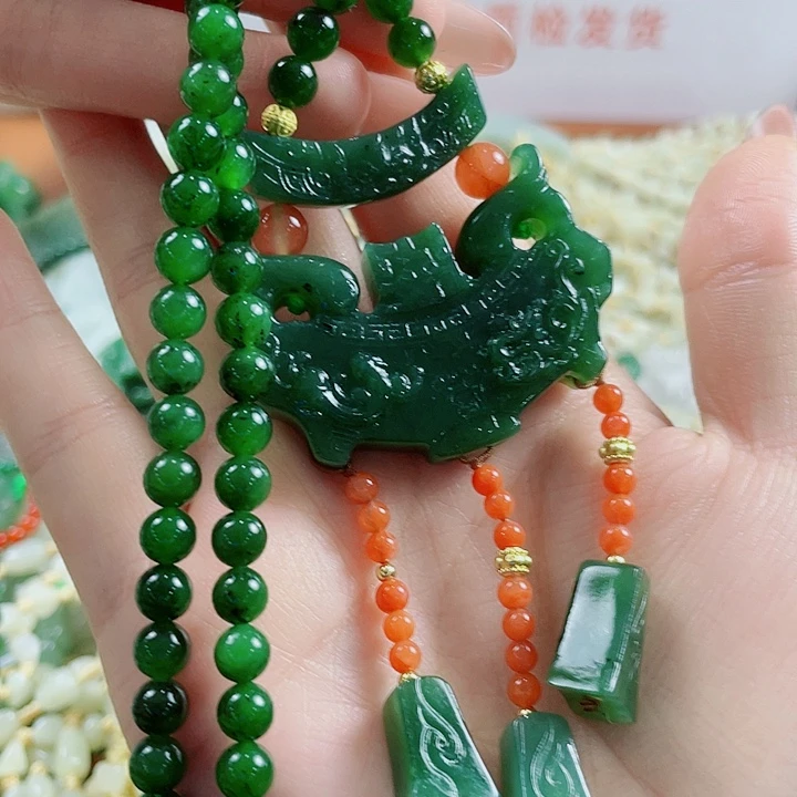 未镶嵌和田玉挂件