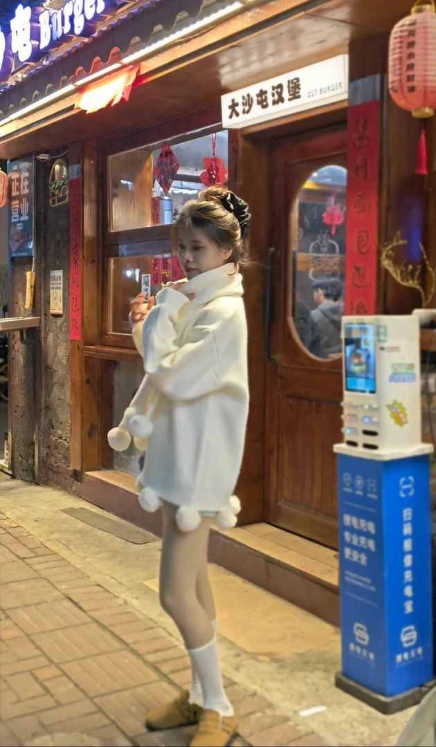 大版慵懒风衣服新爆款女秋冬开门红毛衣 08385