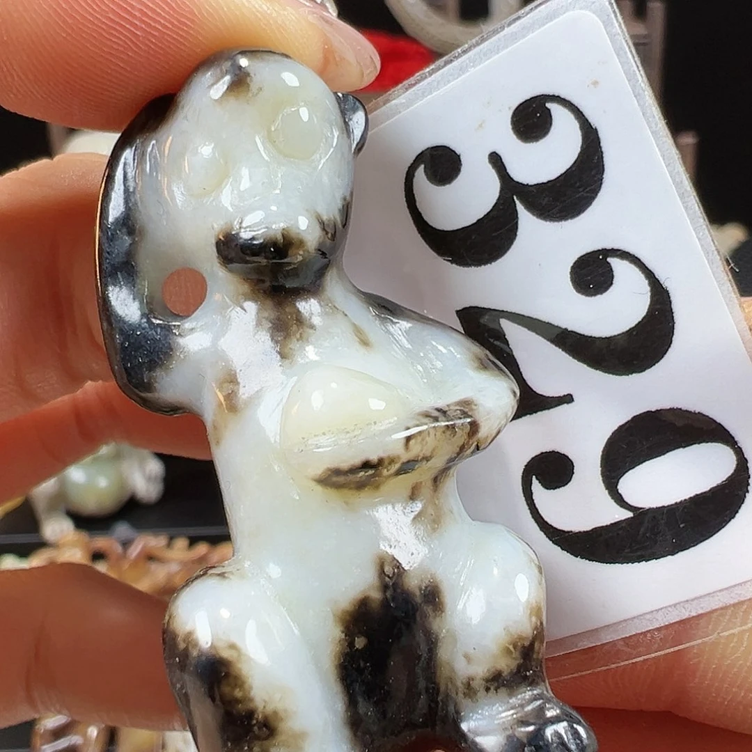 和田玉未镶嵌挂件