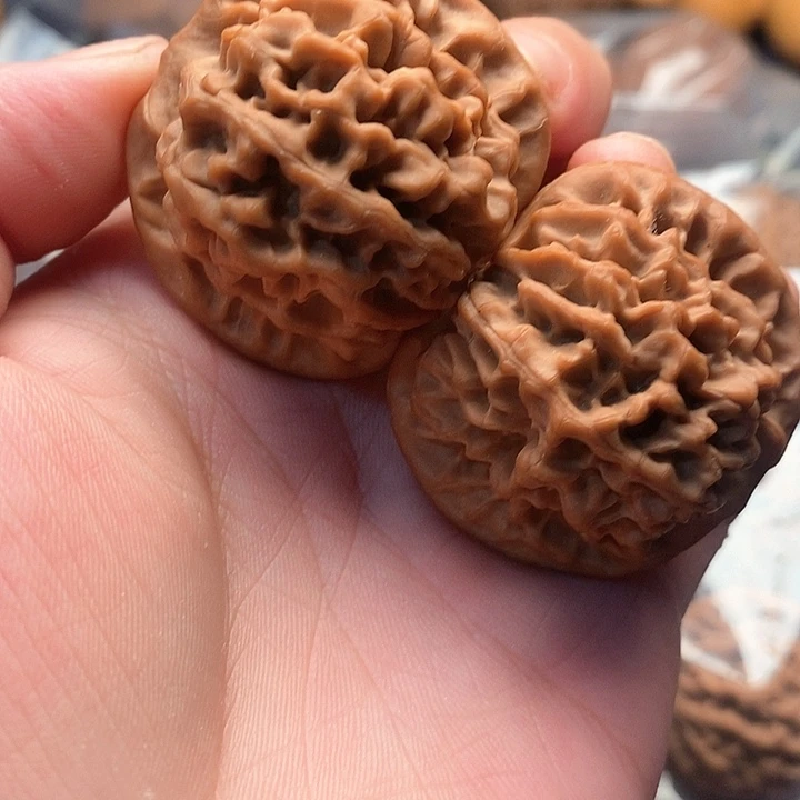 人***g桃核把件文玩核桃秦闷40