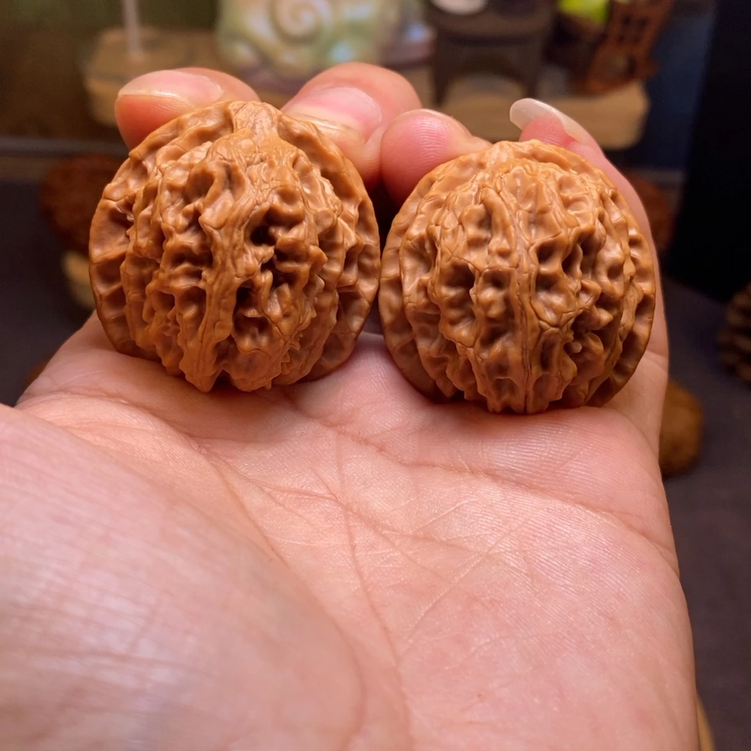 文玩核桃把件全品无修36尺苹果园