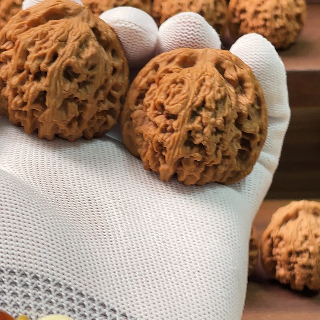 鸿***运文玩核桃吊坠42赵喜满