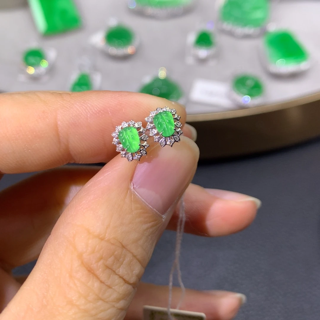 翡翠耳饰18K金镶嵌翡翠