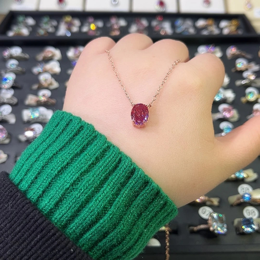 莫桑石非金属SH K枚鸽子蛋西柚冰花三卡吊坠