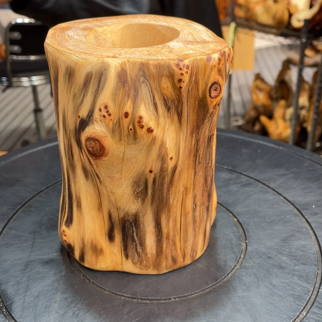 柏木（崖柏） 笔筒