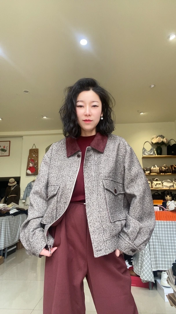 米索美素，气质短款时尚休闲百搭粗花呢