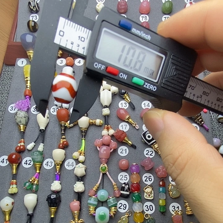 玛瑙/玉髓未镶嵌佩珠