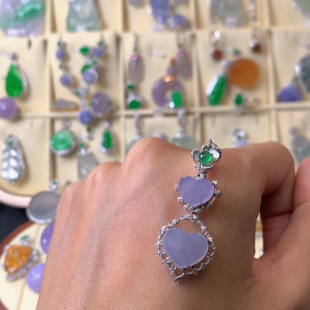 翡翠吊坠(不含链)18K金镶嵌吊坠