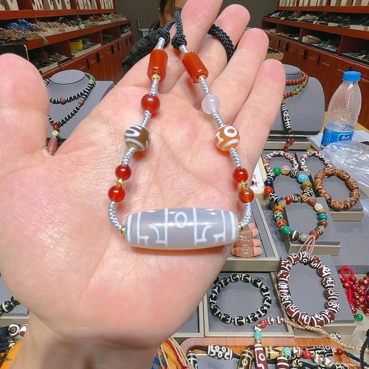 未镶嵌玛瑙/玉髓珠宝奇石