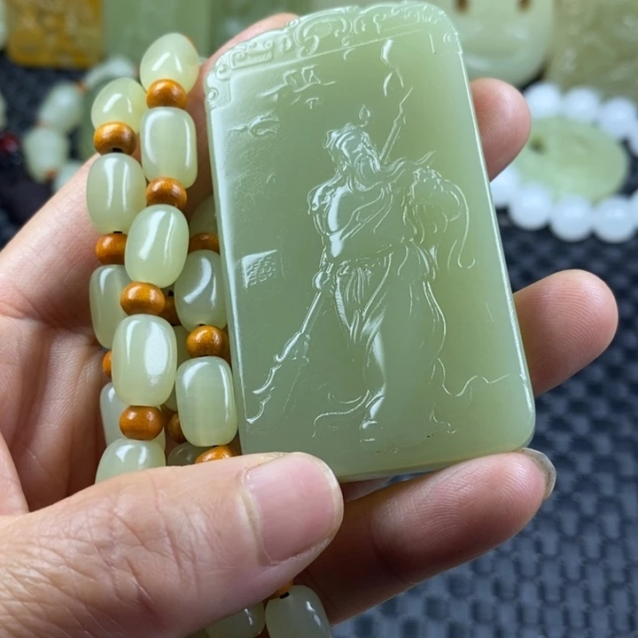 昆仑料关公牌一套