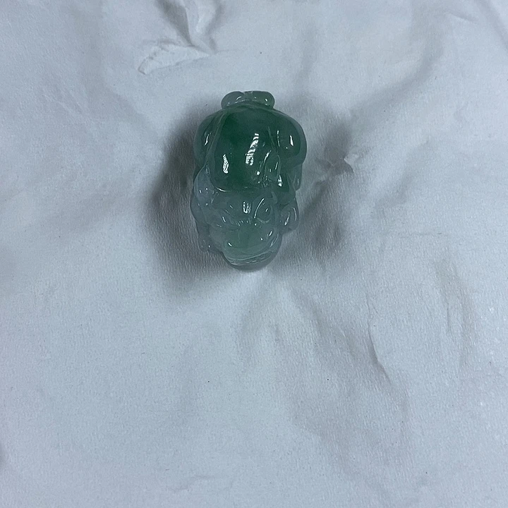 翡翠未镶嵌颈饰天然翡翠貔貅