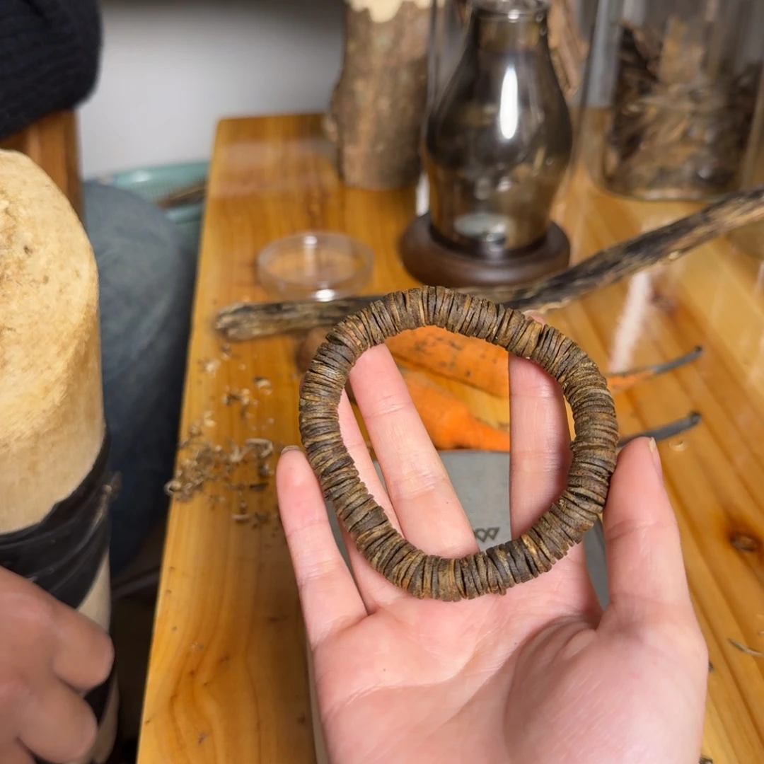 沉香白奇片片珠13克