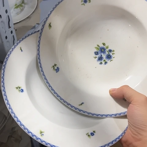 陶瓷8寸深盘两个陶瓷