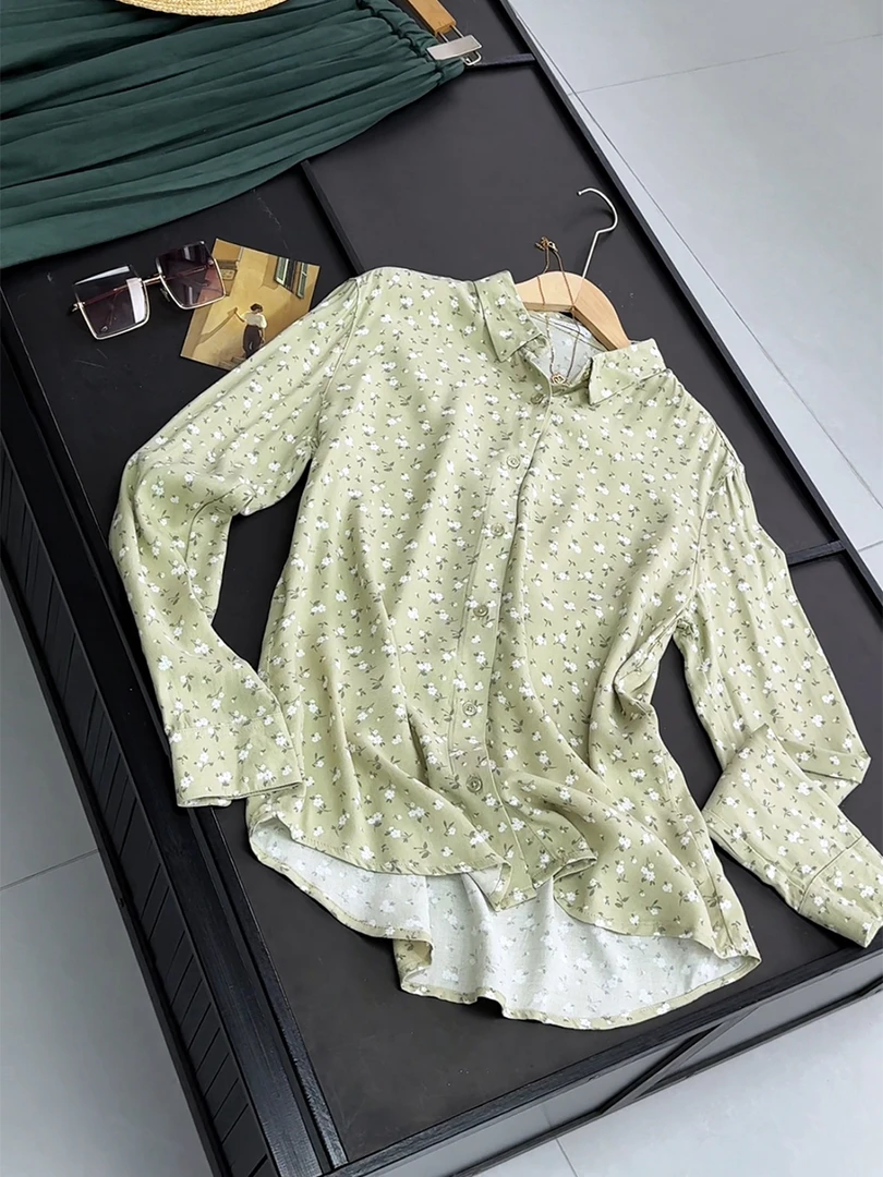 印花女式衬衫25年秋新款原创文艺碎花法式度假风长袖开衫