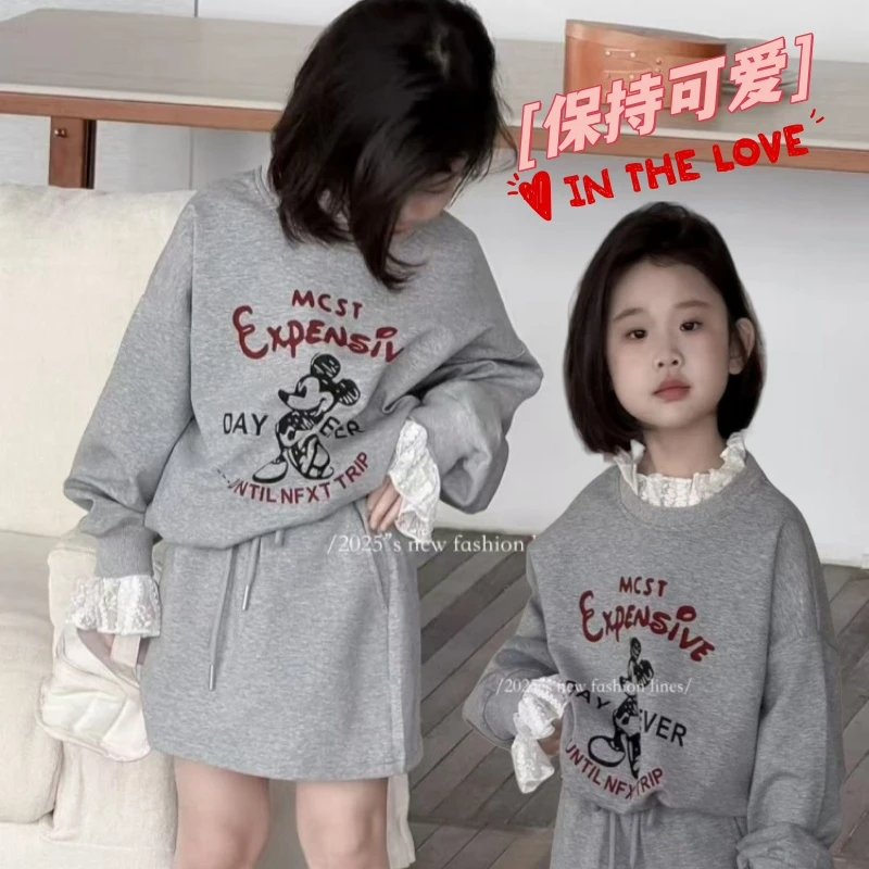 女童春装新款2025韩版宽松卡通米奇拼接蕾丝长袖休闲卫衣套装女孩