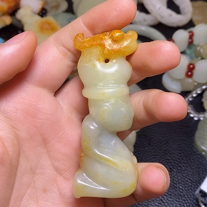 和田玉未镶嵌颈饰