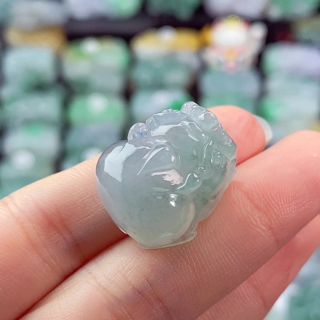 颈饰未镶嵌翡翠天然