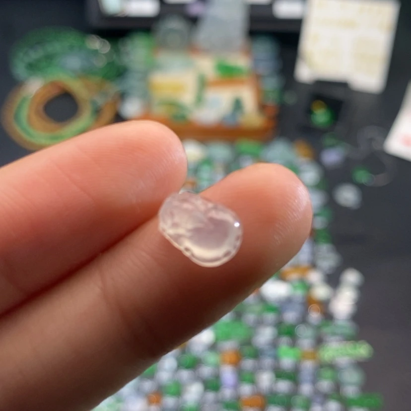 【闪购商品】翡翠挂件未镶嵌貔貅