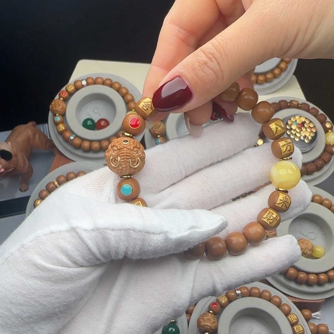 匿***。猴头核桃吊坠全品老型猴头手串私人订制