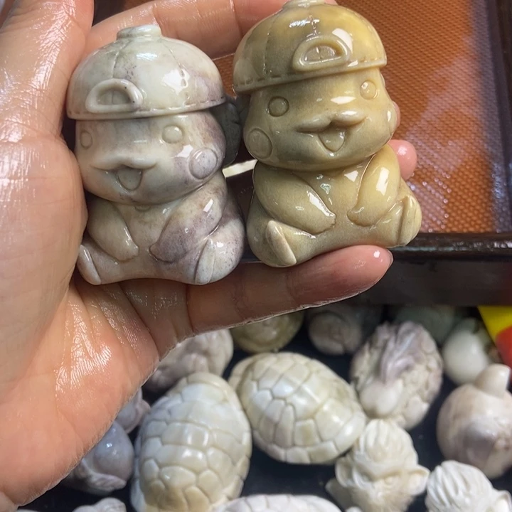 岳***爷配饰鹿角雕刻补差价出