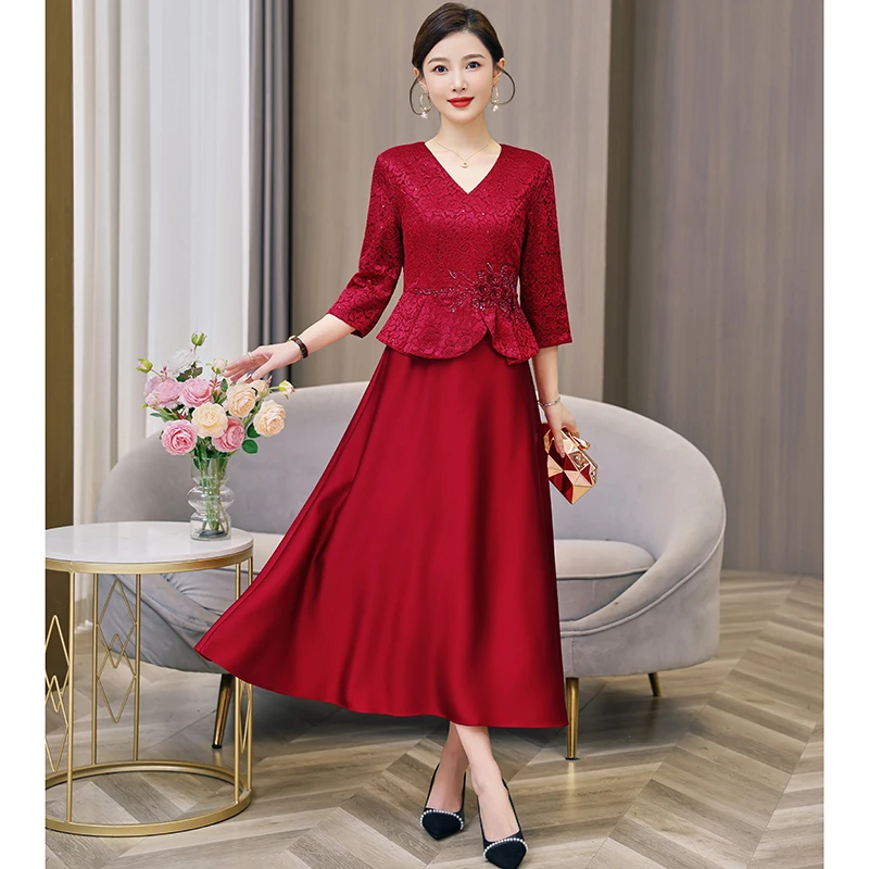 酒红色妈妈婚宴礼服高贵年轻中长款十月喜婆婆婚宴装2025新款高端