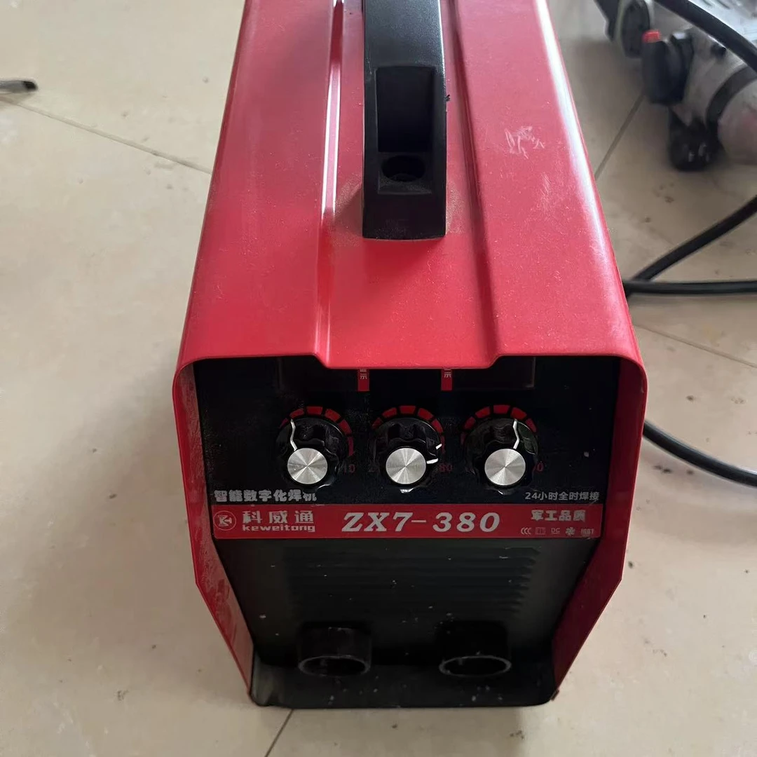 33  插电焊机 工具