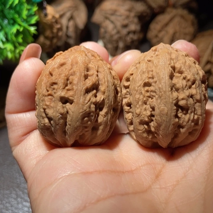 把件文玩核桃东北楸子小雪232