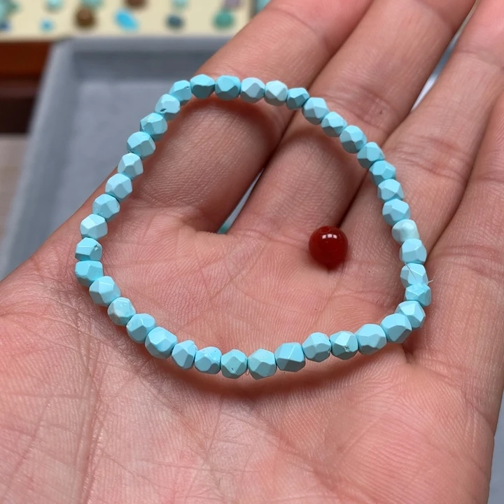 南红玛瑙配饰未镶嵌