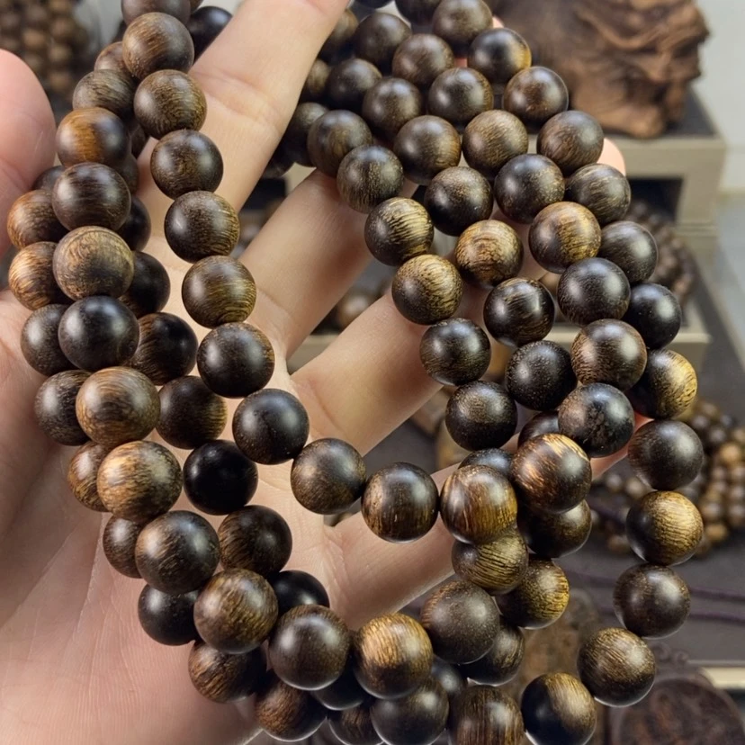 【闪购商品】沉香手串听**海越南芽庄白棋留疤玉化