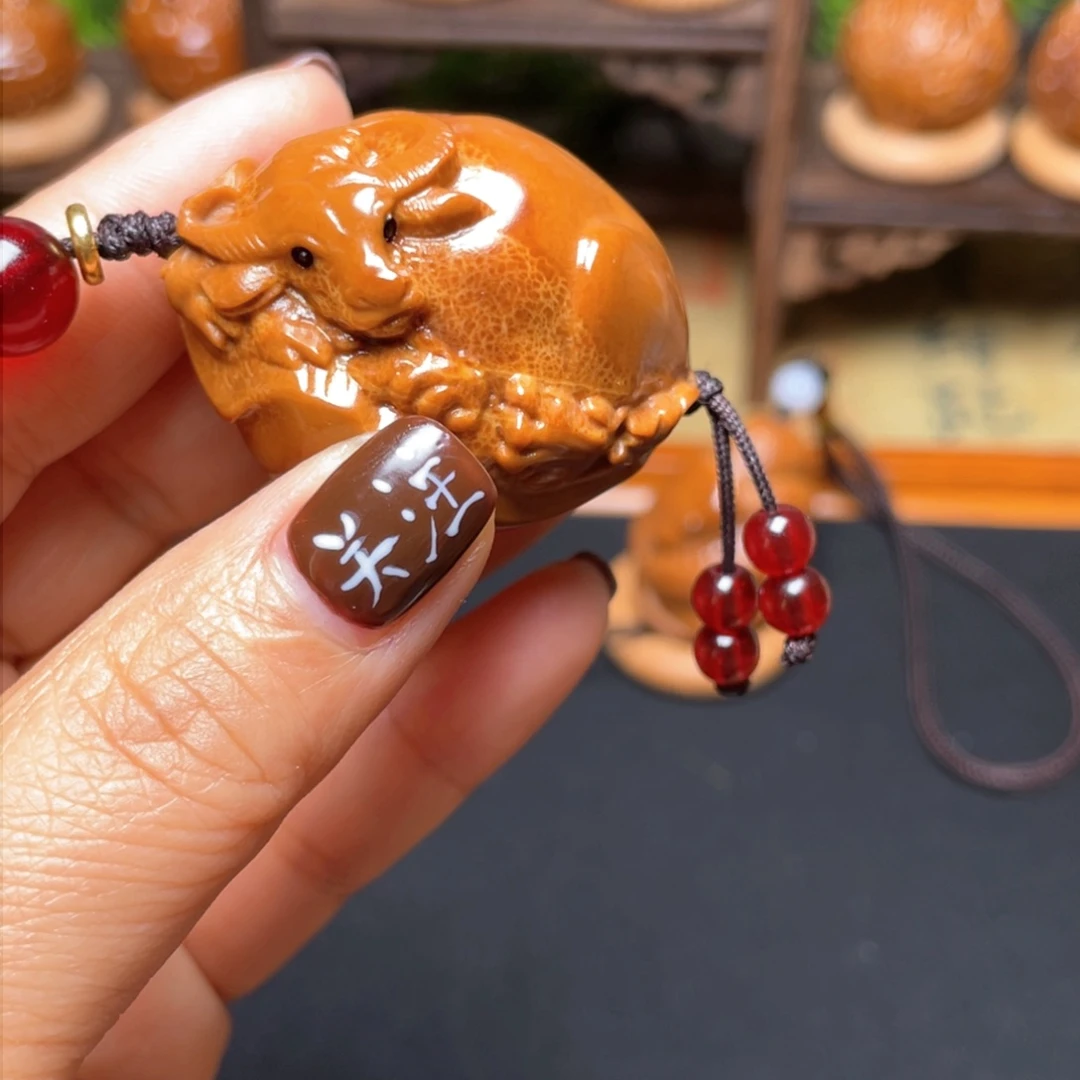 橄榄核吊坠牛掰穿配